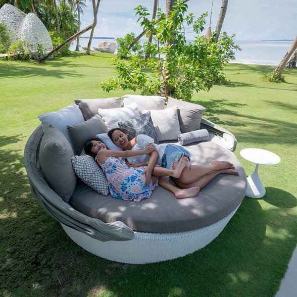 Dedon Furniture Orbit XXL Daybed